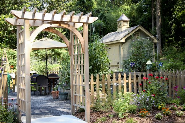 Trellis Mounting in Rock Hill